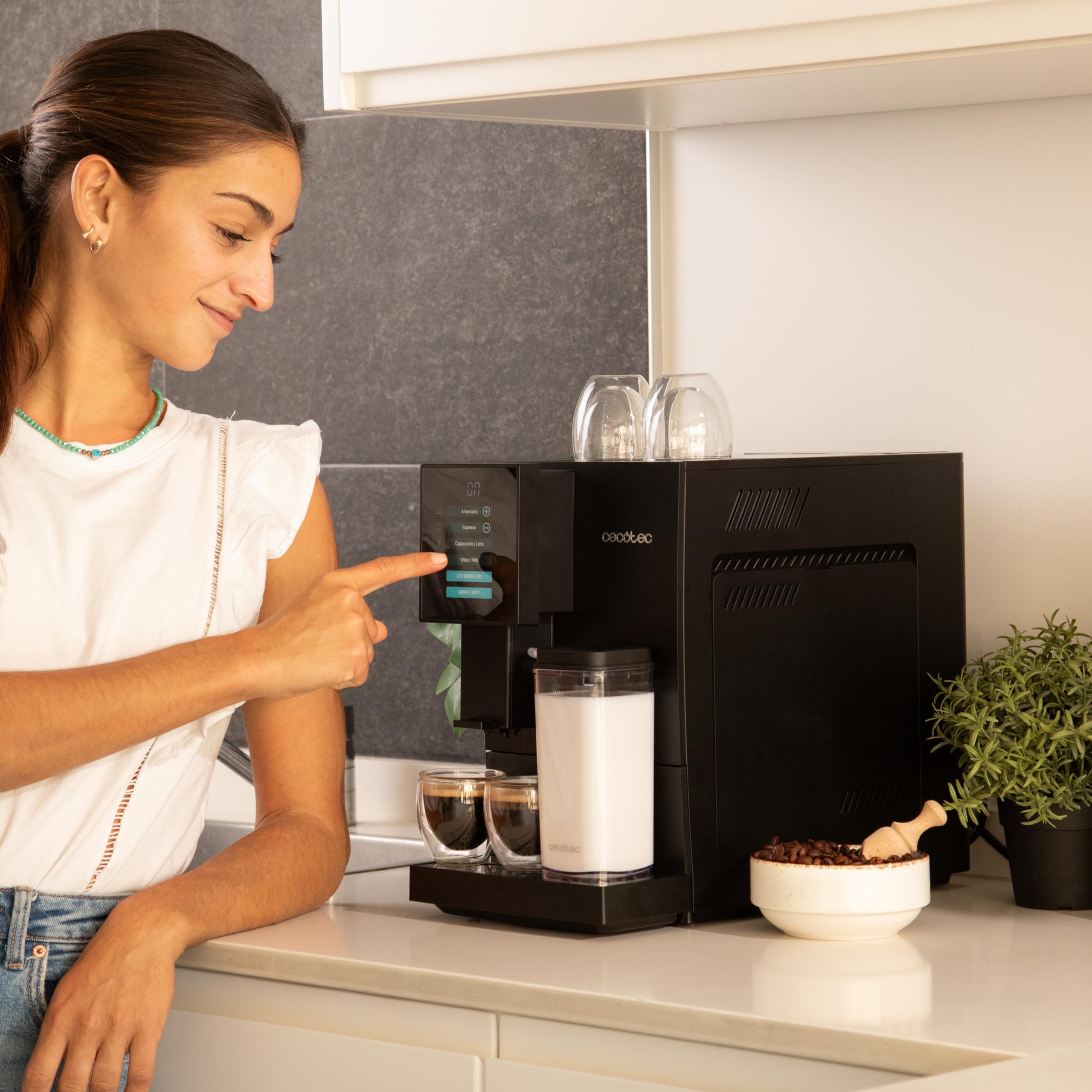 Cecotec Cremmaet Compactccino Kaffeevollautomat, 19 Bar, mit Mahlwerk